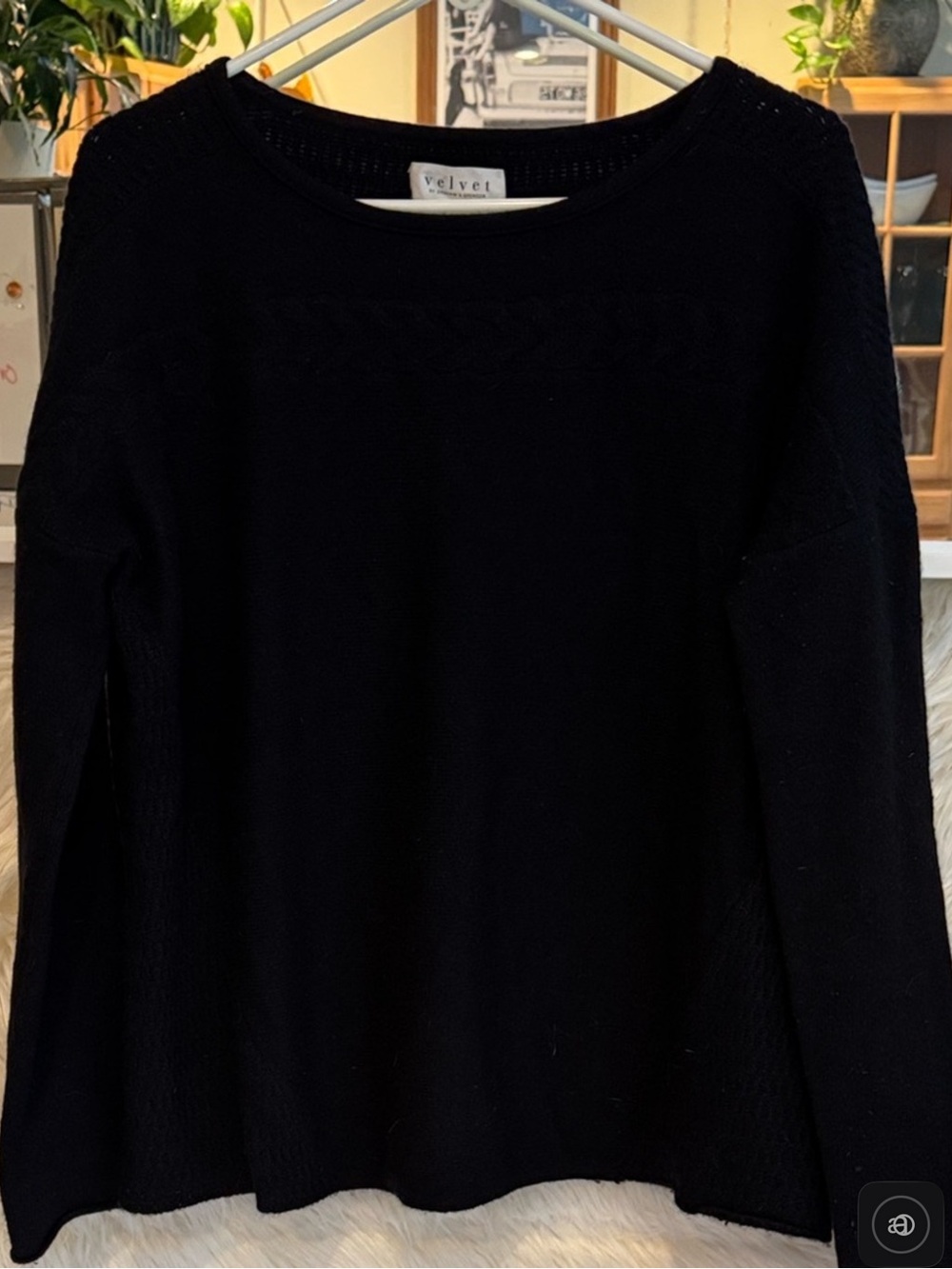 Velvet by Graham & Spencer Black 100% Cashmere Knit Sweater – M